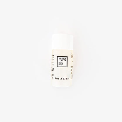 Immagine del flacone di Biphasic MakeUp Remover 50 ml Journey Edition su fondo bianco