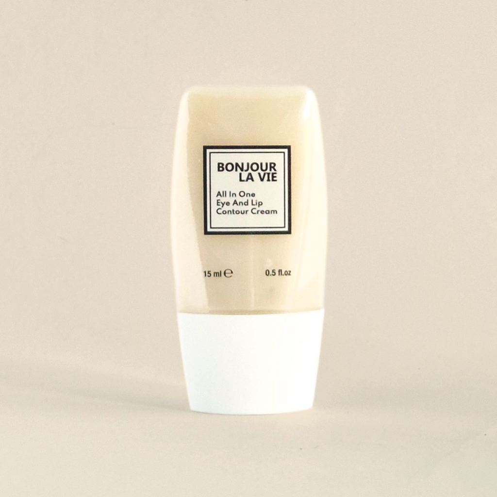 Flacone da 15 ml della crema contorno occhi e labbra All In One di Bonjour La Vie.
