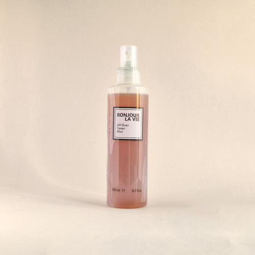 Flacone da 200 ml All Over Toner Mist di Bonjour La Vie.