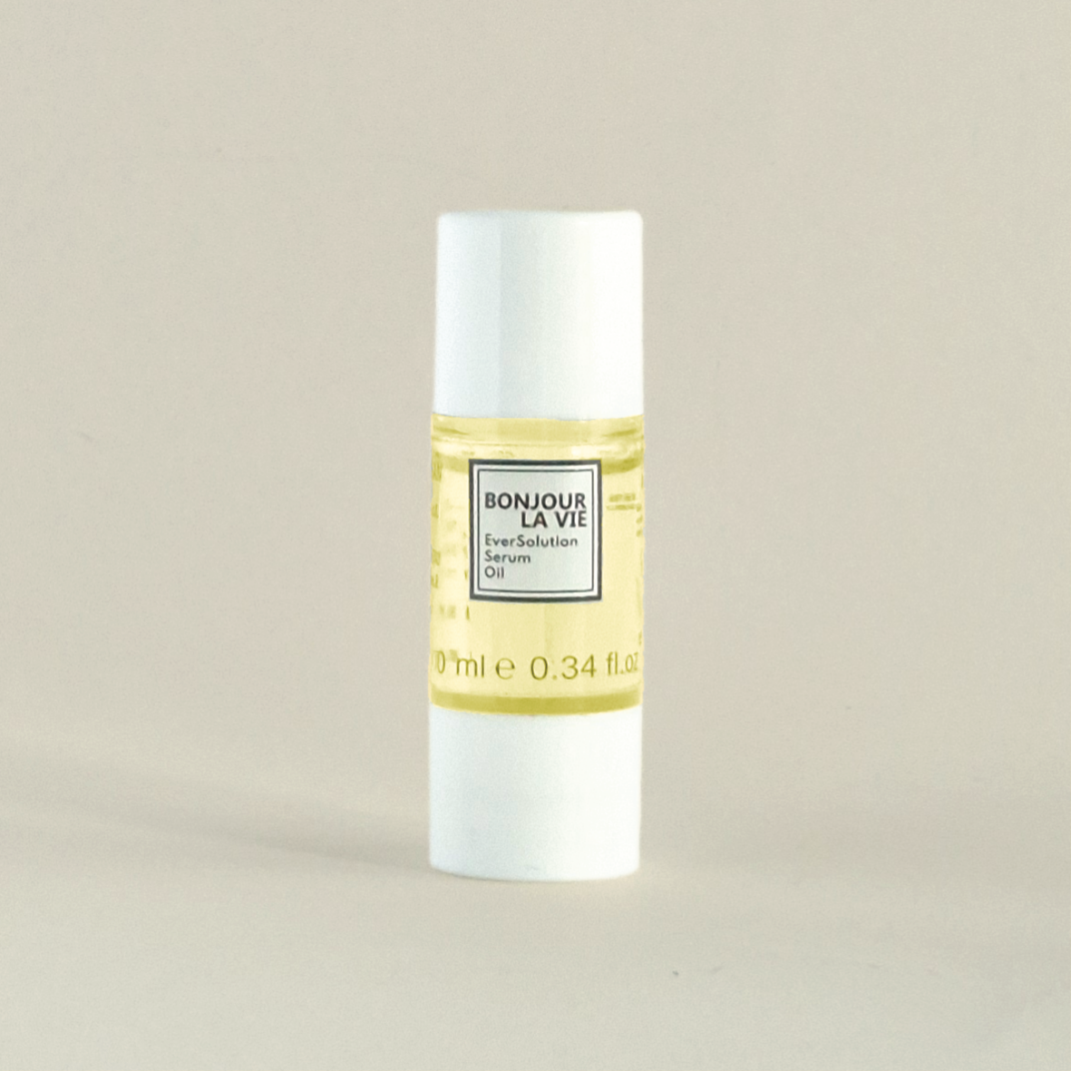 Flacone da 10 ml con tappo bianco e flacone trasparente di EverSolution Serum Oil di Bonjour La Vie.