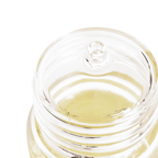 Dettaglio del contagocce integrato di Bonjour La Vie Rebalancing Serum Oil.