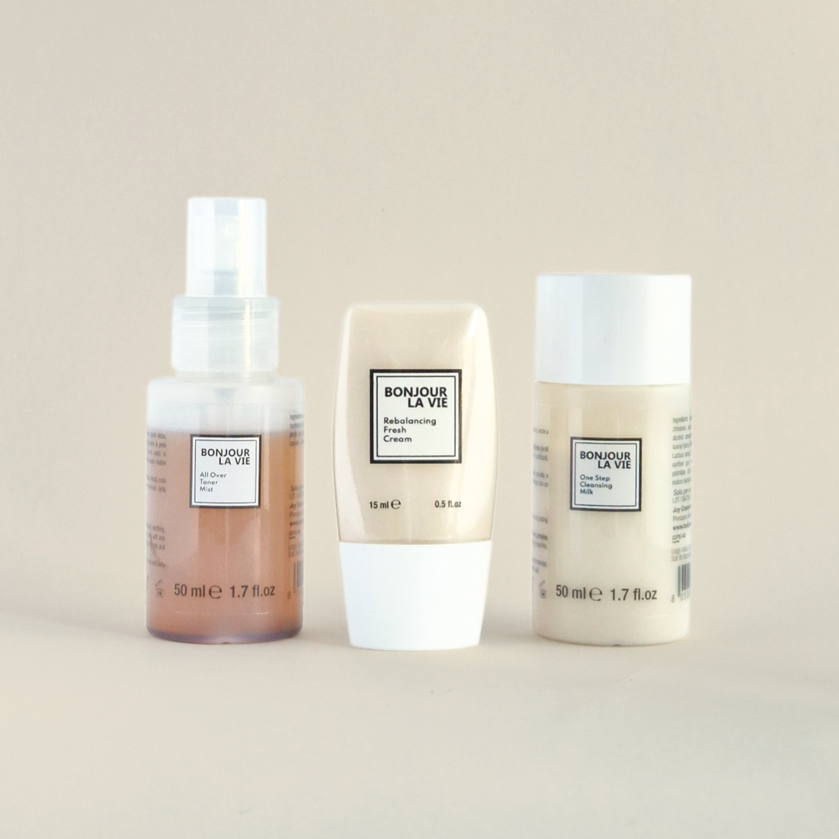 Rituale Orizzonti Bonjour La Vie con One Step Cleansing Milk, All Over Toner Mist e Rebalancing Fresh Cream in formato discovery.